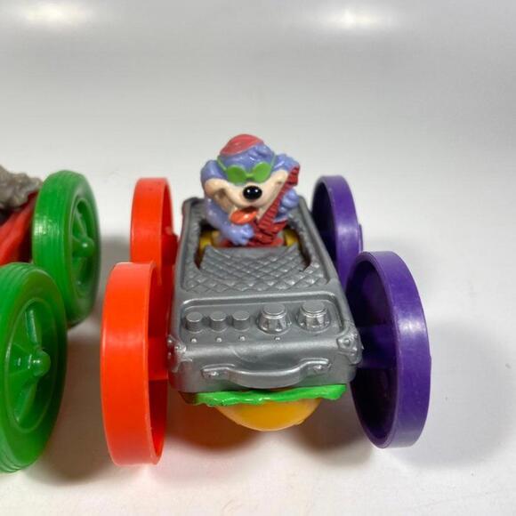 1990 McDonald's Warner Bros Tiny Toons Happy Meal Toys - Picture 2 of 7